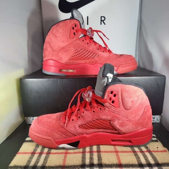Size 8- Jordan 5 Retro Red Suede 136027 602 Clean Near Deadstock..Fits Men Size - Picture 10 of 16
